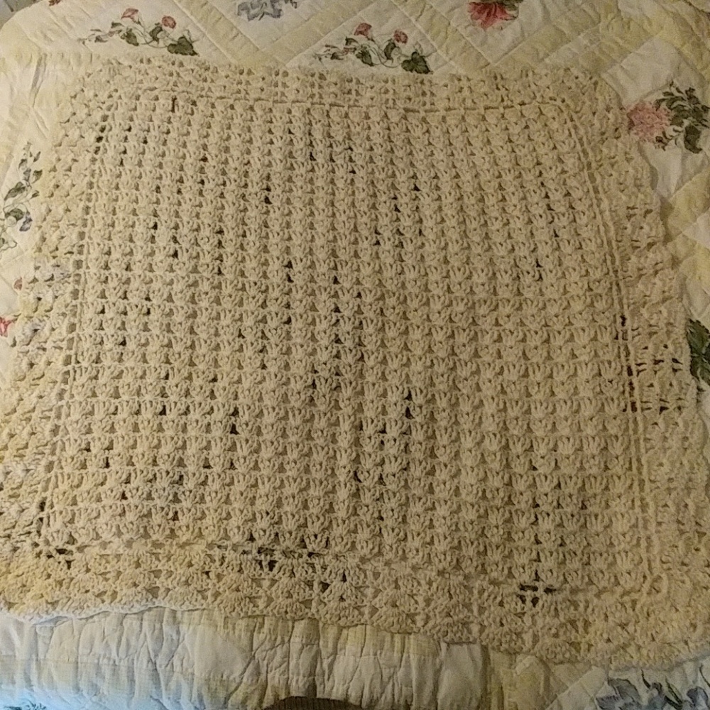 Laigh-Logan Creations - Crochet baby afghan